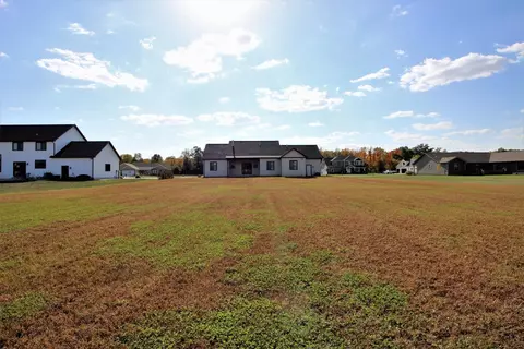 6554 Blackthorn Dr, De Motte, IN 46310 photo 41