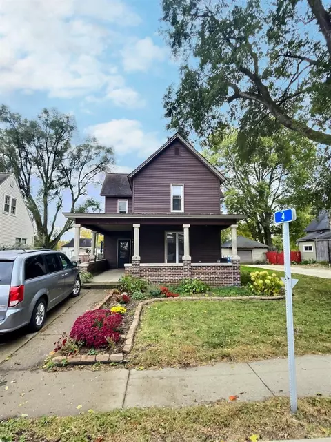 321 E Main St, Brook, IN 47922 photo 2