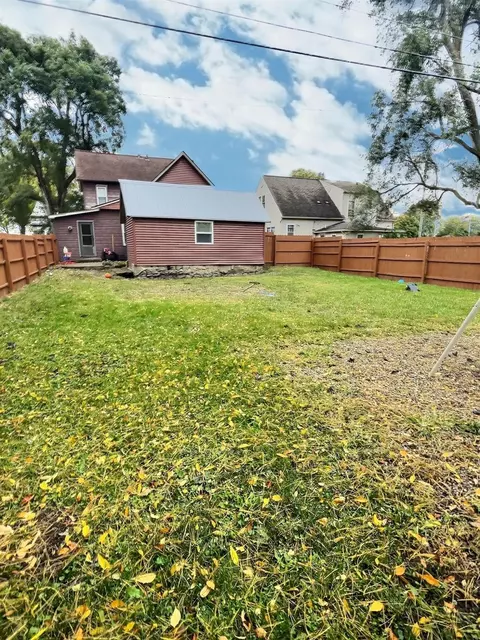 321 E Main St, Brook, IN 47922 photo 6