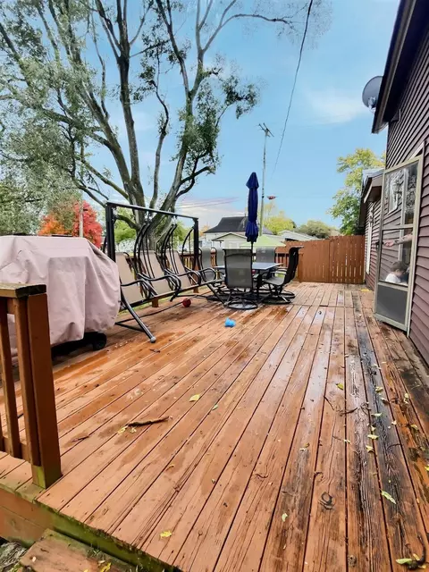 321 E Main St, Brook, IN 47922 photo 5