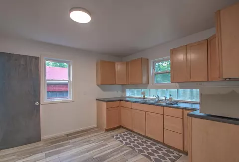 1321 Taft St, Gary, IN 46404 photo 5