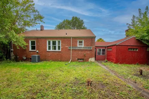 1321 Taft St, Gary, IN 46404 photo 4