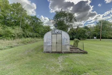 1043 Reder Rd, Griffith, IN 46319 photo 8