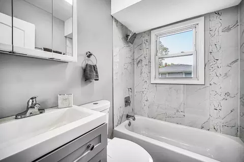 2231 Noble St, Gary, IN 46404 photo 13