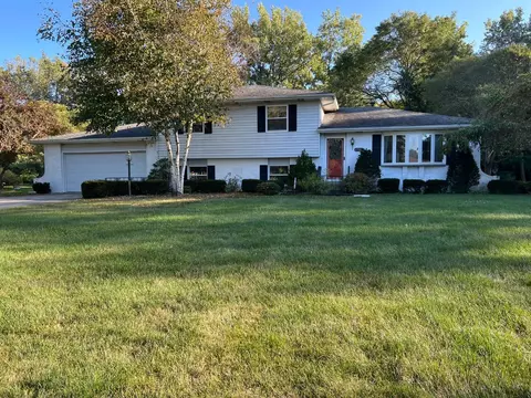8981 E 91st Ct, Crown Point, IN 46307 photo 1