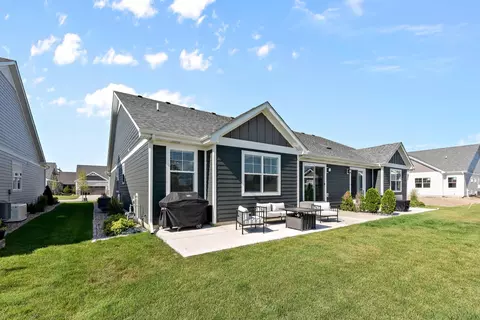 9135 Hickory Pl, Saint John, IN 46373 photo 13