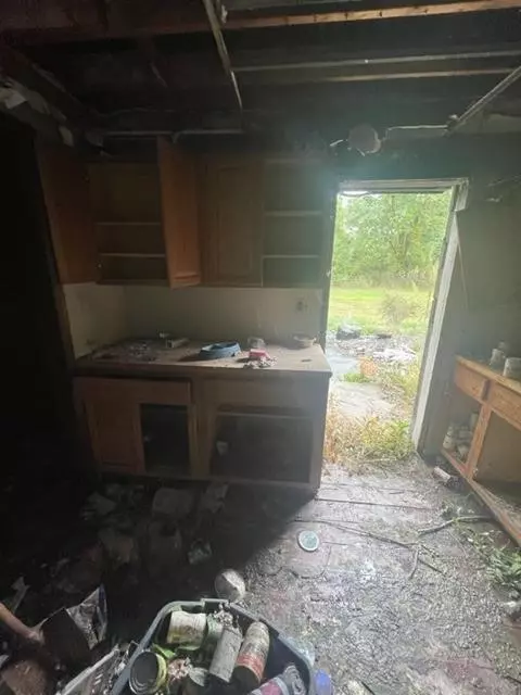 2406 Durbin St, Gary, IN 46406 photo 7