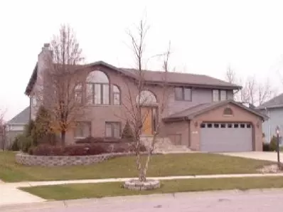516 Cambridge Ct, Griffith, IN 46319 photo 1