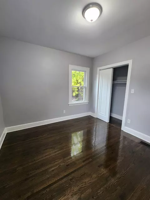 544 Taft Pl, Gary, IN 46404 photo 8