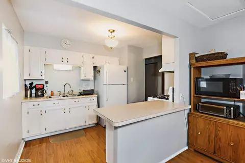 7907 Bertram Ave, Hammond, IN 46324 photo 3
