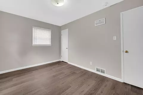 516 N Cline Ave, Griffith, IN 46319 photo 11