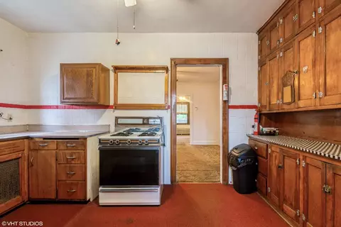 1827 Davis Ave, Whiting, IN 46394 photo 5