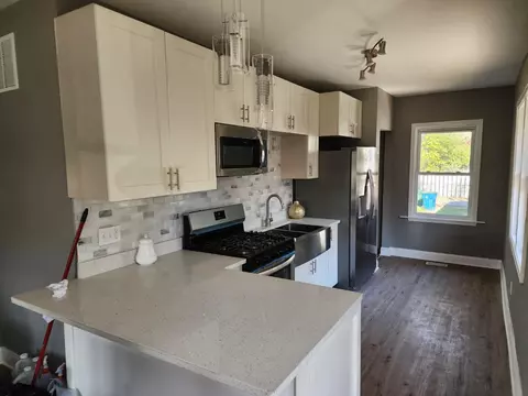 925 Lyons St, Hammond, IN 46320 photo 4