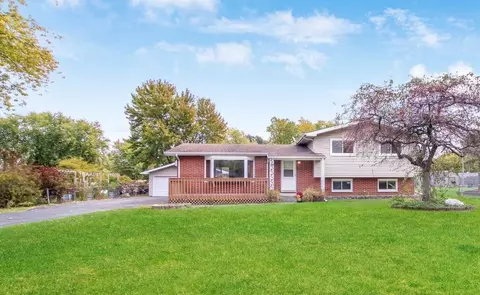 9013 Lee Pl, Crown Point, IN 46307 photo 1