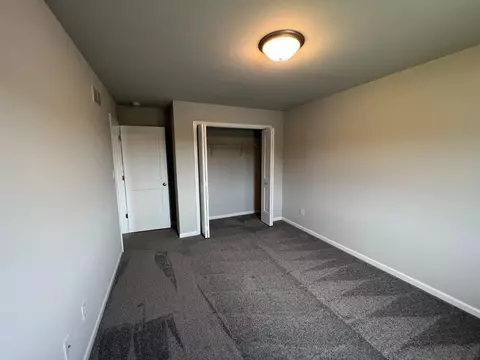 Undisclosed, Hobart, IN 46342 photo 15