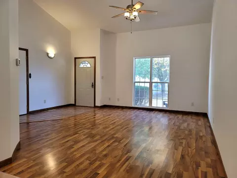 826 8th Pl, De Motte, IN 46310 photo 2