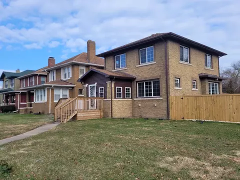 423 Arthur St, Gary, IN 46404 photo 3