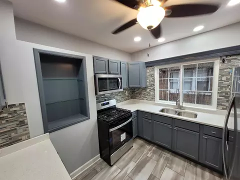 423 Arthur St, Gary, IN 46404 photo 17