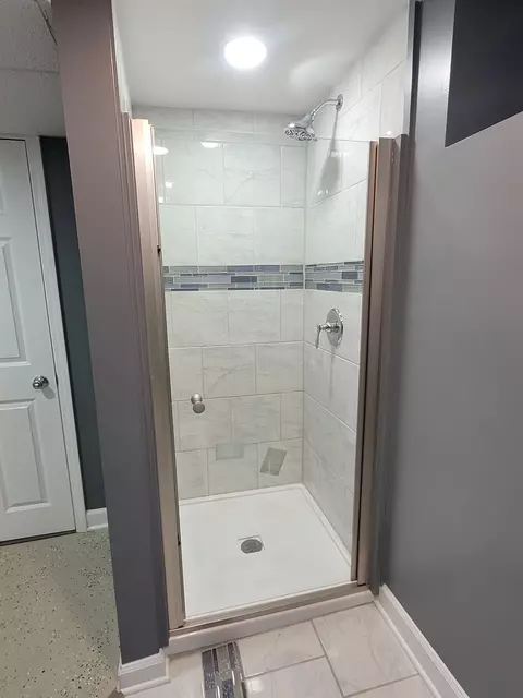423 Arthur St, Gary, IN 46404 photo 71