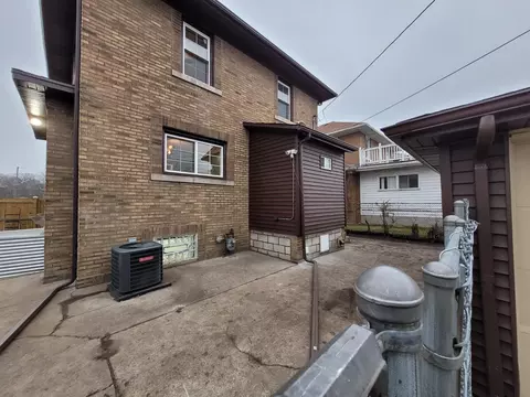 423 Arthur St, Gary, IN 46404 photo 85