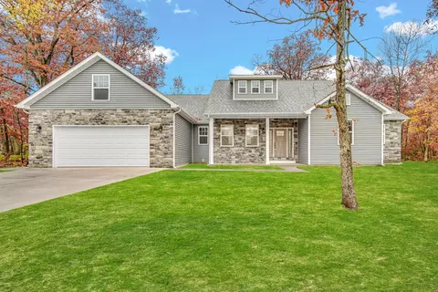 10346 Cheryl Ln, Wheatfield, IN 46392 photo 2