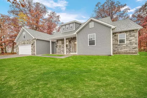 10346 Cheryl Ln, Wheatfield, IN 46392 photo 1