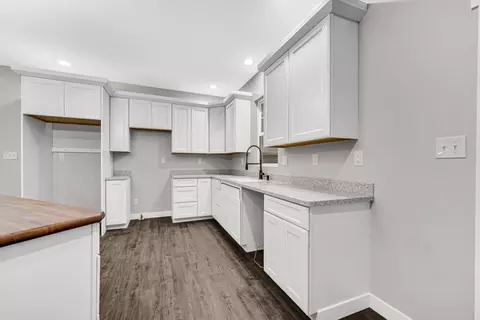 10346 Cheryl Ln, Wheatfield, IN 46392 photo 9
