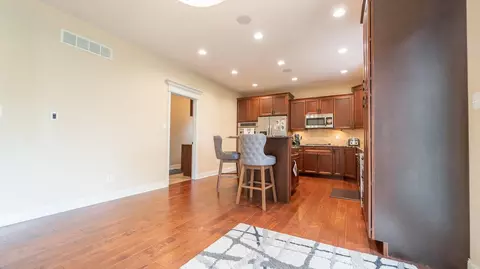 421 W Sandhurst Dr, Valparaiso, IN 46385 photo 15