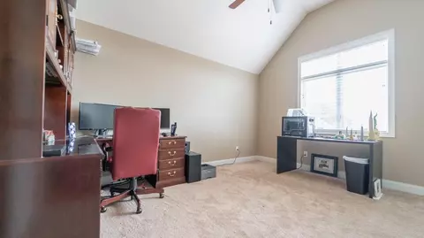 421 W Sandhurst Dr, Valparaiso, IN 46385 photo 26