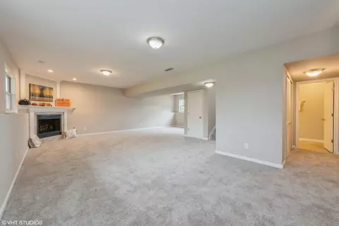 8137 E 96th Ct, Crown Point, IN 46307 photo 17