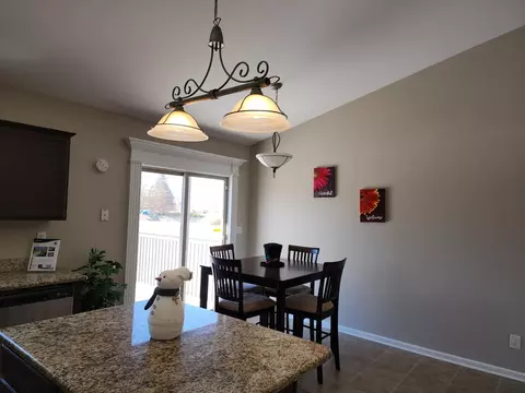 8137 E 96th Ct, Crown Point, IN 46307 photo 5