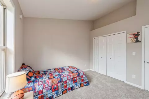 8137 E 96th Ct, Crown Point, IN 46307 photo 13