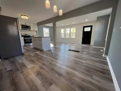 2281 Roosevelt St, Gary, IN 46404 photo 8