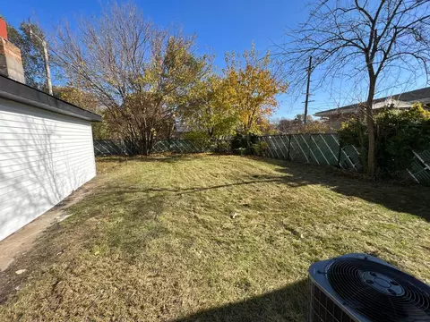 2281 Roosevelt St, Gary, IN 46404 photo 23