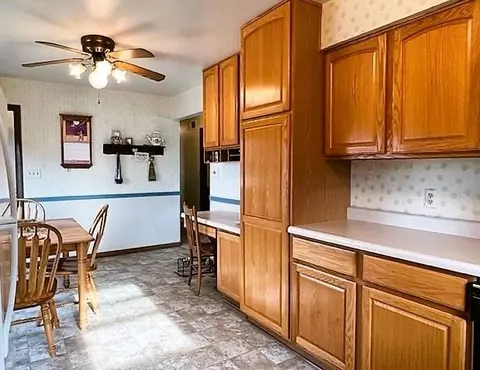 924 Northgate Dr, Dyer, IN 46311 photo 7