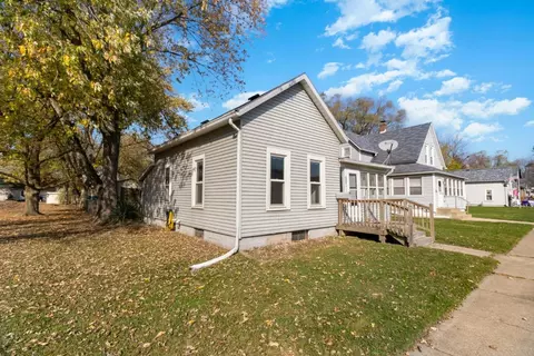 208 Rankin St, Porter, IN 46304 photo 2