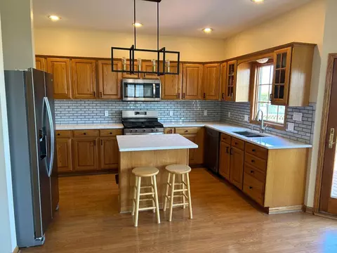 8340 Doubletree Dr, Crown Point, IN 46307 photo 4