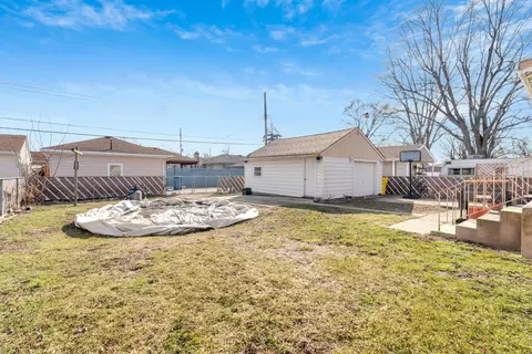 321 W 44th Pl, Griffith, IN 46319 photo 24
