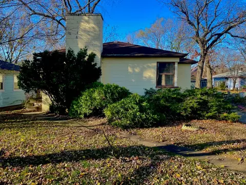 320 N Miami St, Gary, IN 46403 photo 2