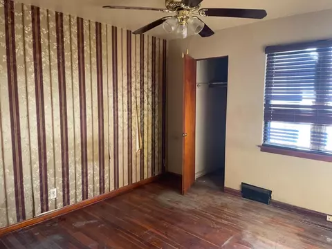 320 N Miami St, Gary, IN 46403 photo 8