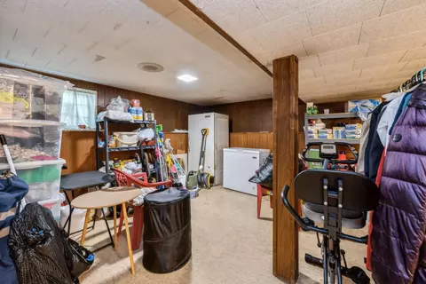 824 Rhode Island St, Gary, IN 46402 photo 11