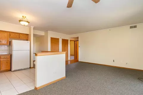 812 Swan Dr #3C, Dyer, IN 46311 photo 5