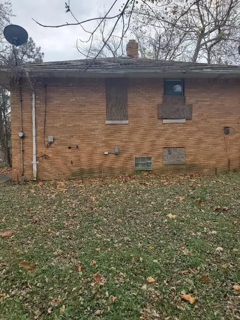 726 E 45th Ave, Gary, IN 46409 photo 2