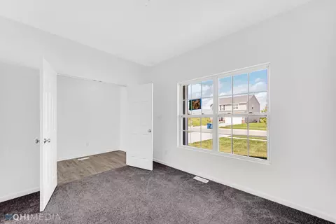 8541 Yorktown Dr, Lowell, IN 46356 photo 2