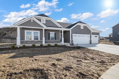 535 Lily Ct, Valparaiso, IN 46385 photo 3