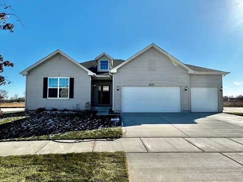 3153 Thoreau Dr, Portage, IN 46368 photo 1