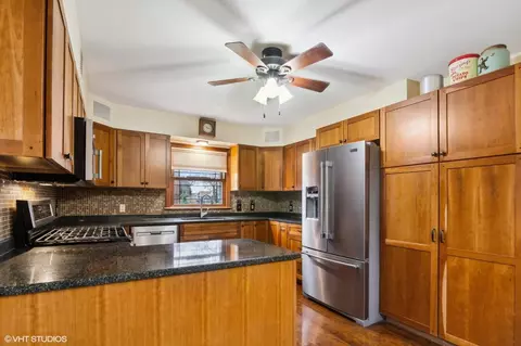405 N Lafayette St, Griffith, IN 46319 photo 9