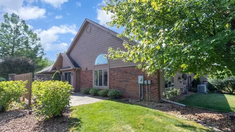 902 Cornwallis Ln, Munster, IN 46321 photo 26