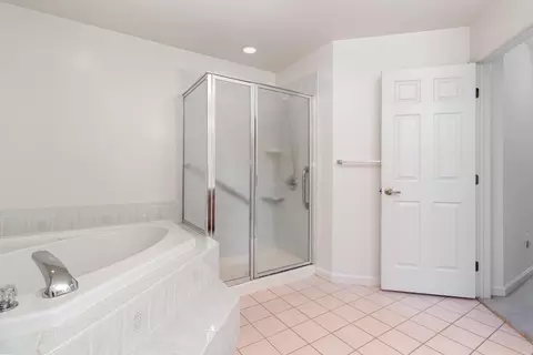 902 Cornwallis Ln, Munster, IN 46321 photo 17