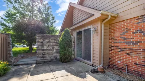 902 Cornwallis Ln, Munster, IN 46321 photo 21